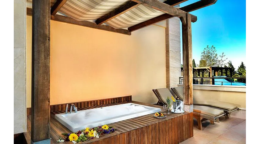 CRYSTAL DELUXE RESORT & SPA  5*-25