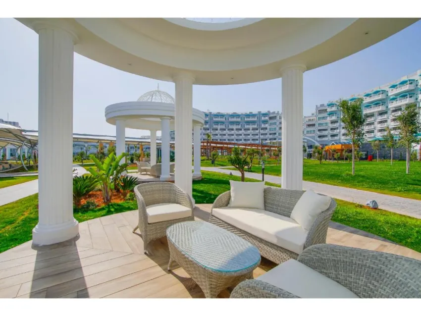 LIMAK CYPRUS RESORT  5*-5