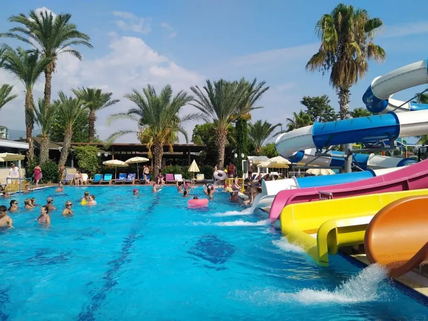 Caretta Beach Hotel 4*-1