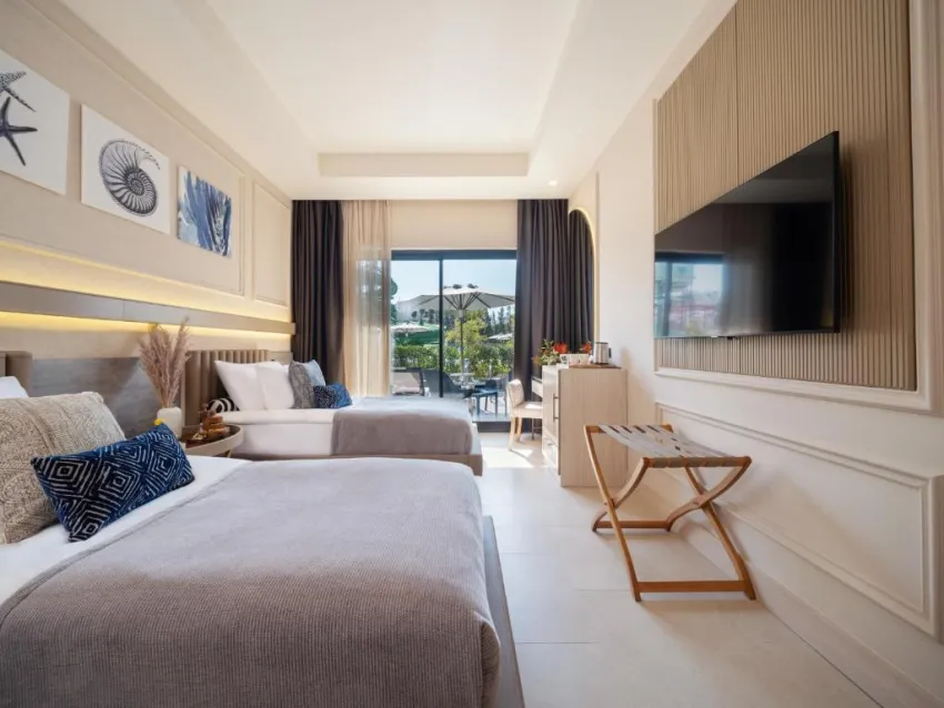 LIU RESORTS  5*-29