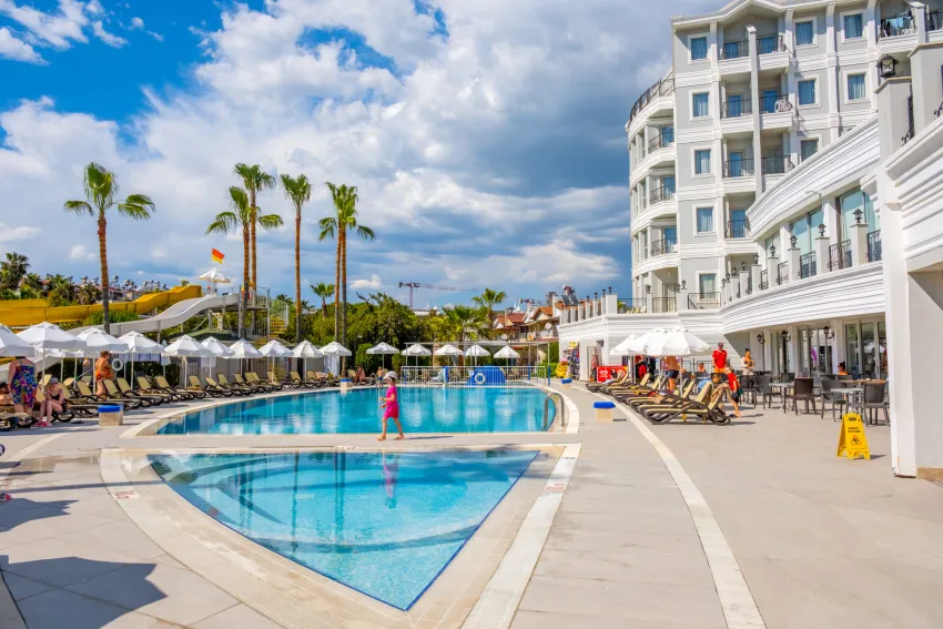 Royal Atlantis Beach 4*-17