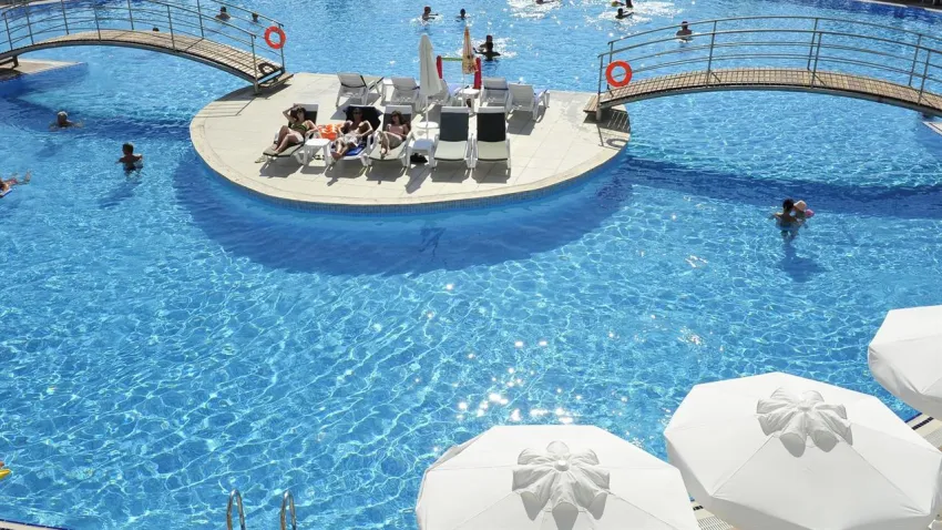 CENGER BEACH RESORT & SPA  5*-9