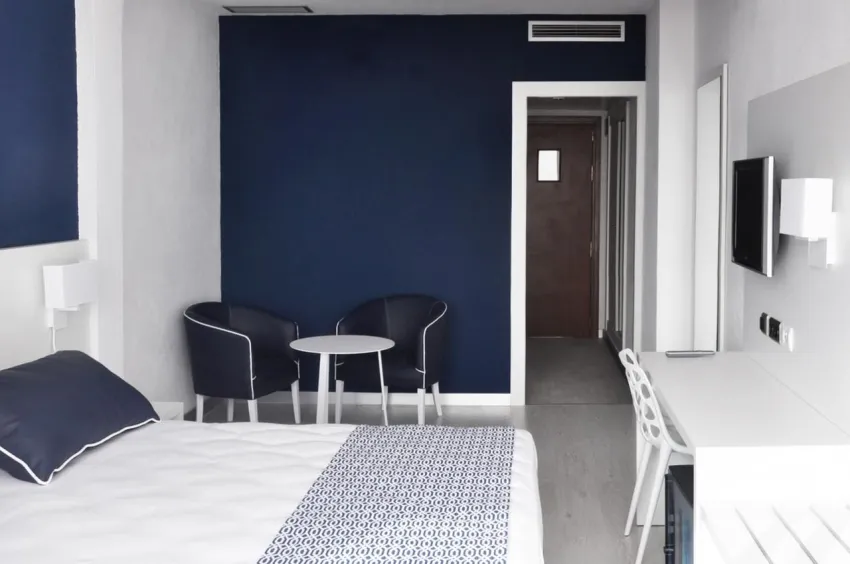 Catalonia Del Mar 4*-17