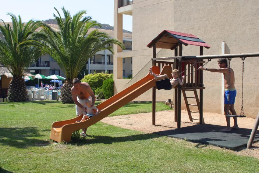 Bahia Pollensa Apart 4*-6