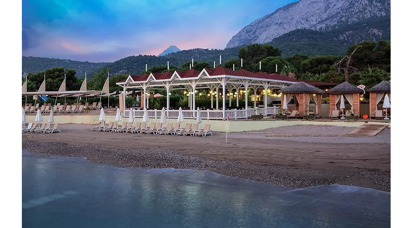CRYSTAL FLORA BEACH RESORT & SPA  5*-25