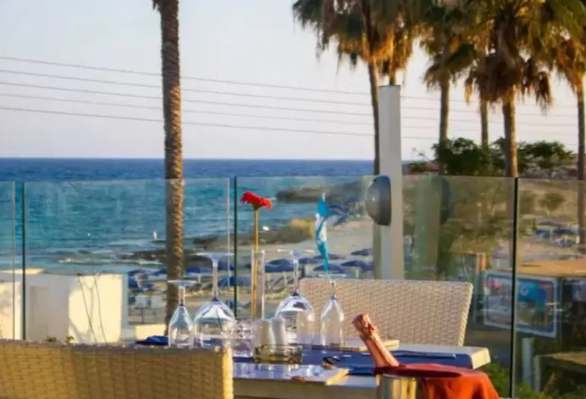 Anonymous Beach 3*-47