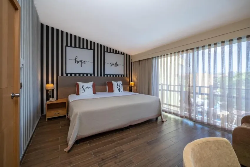 SELECTUM FAMILY RESORT SIDE  5*-23