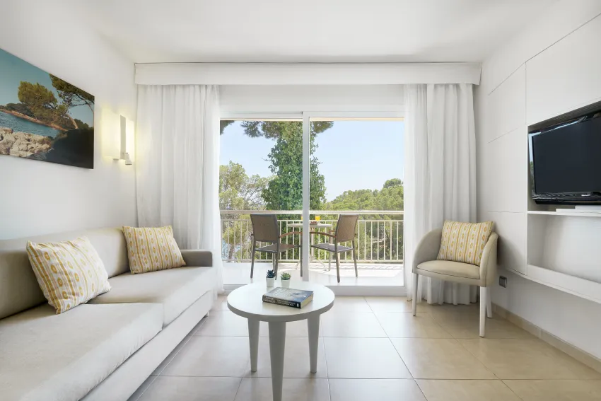 Iberostar Waves Club Cala Barca 4*-344