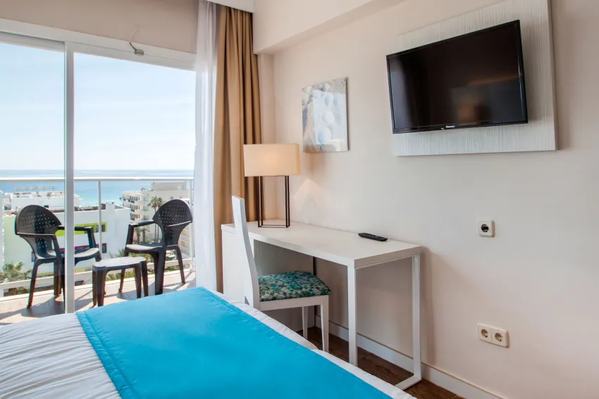 Blue Sea Cala Millor 3*-11
