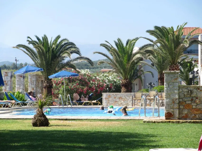 Lito Beach Hotel 3*-17