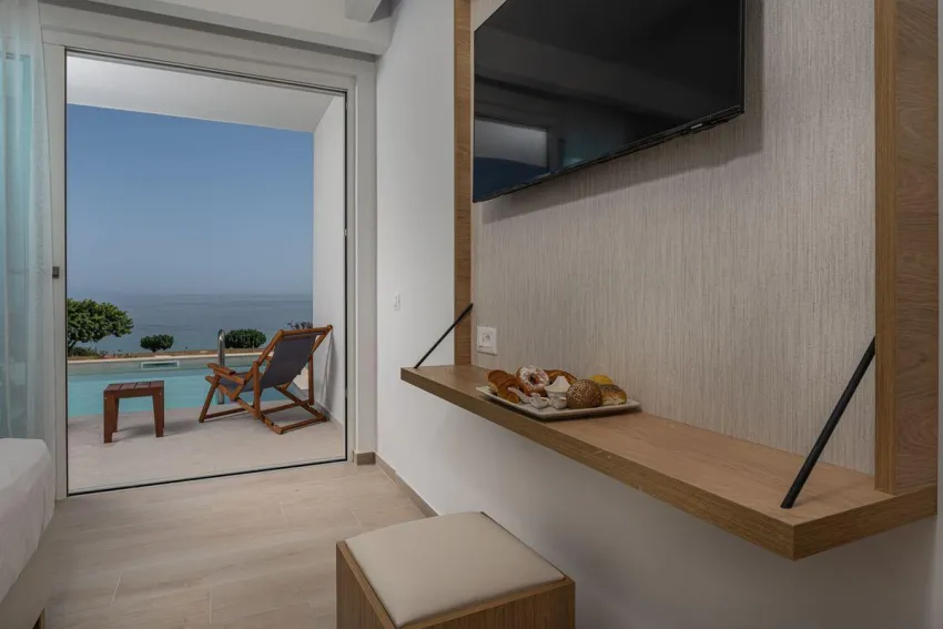 Mer Bleu Beach Hotel 5*-10