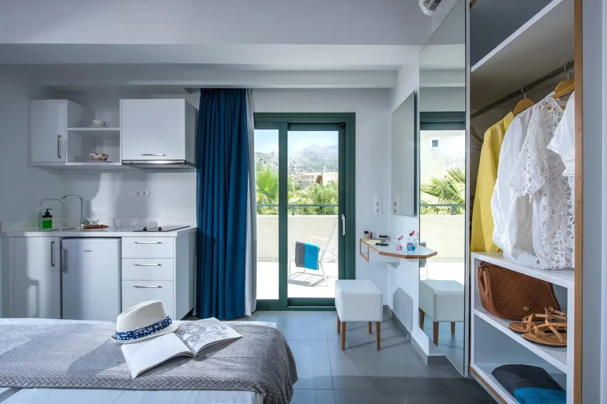 Kristalli Hotel Apartments 4*-11