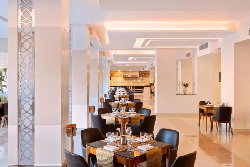 PICKALBATROS WHITE BEACH RESORT  5*-60