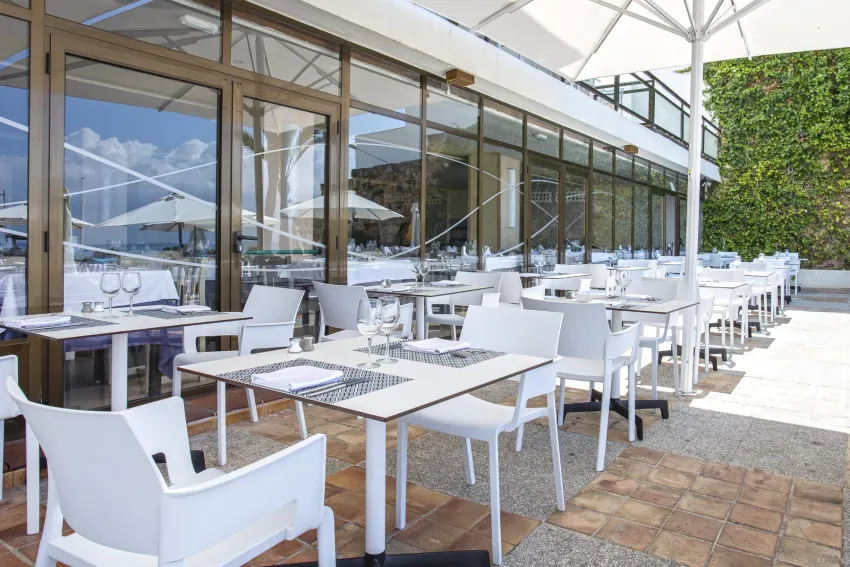 Marivent Be Live Adults Only 4*-14