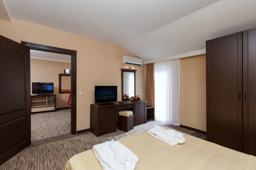 GET ENJOY HOTEL  4*-23