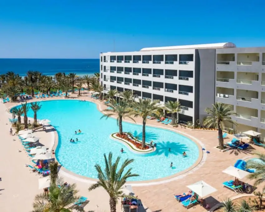 ROSA BEACH THALASSO & SPA  4*-38