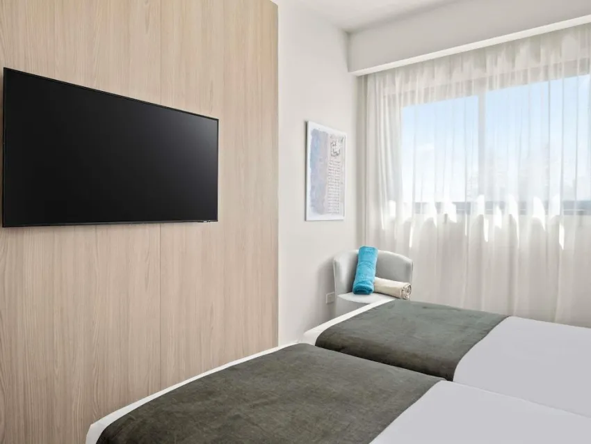 Mercure Larnaca City 3*-16