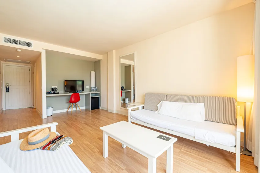 Intelier Rosella 4*-8