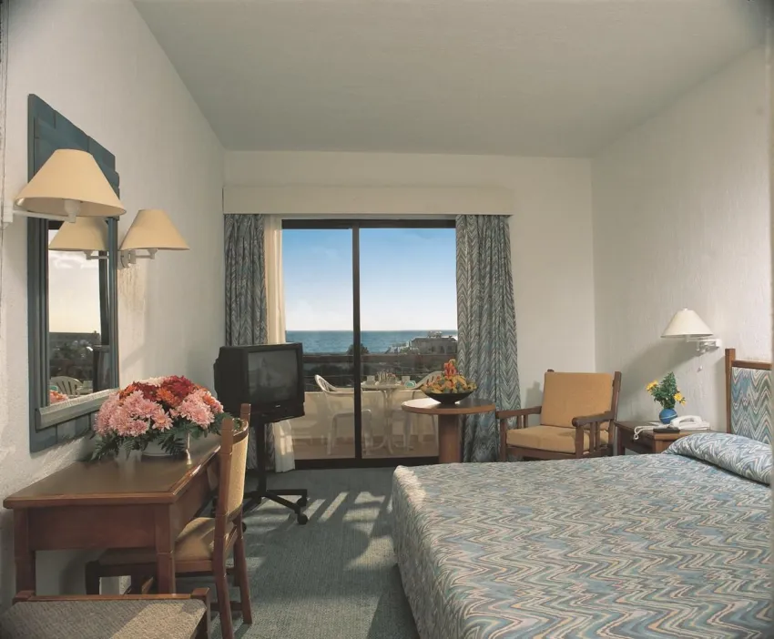 Paphos Gardens Holiday Resort 4*-10