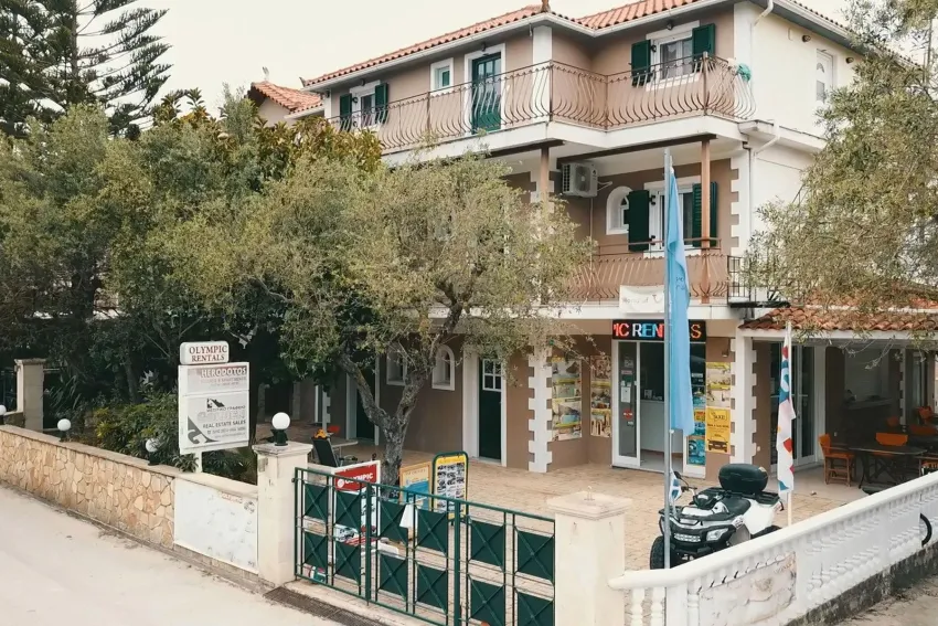 Herodotos Studios 3*-5