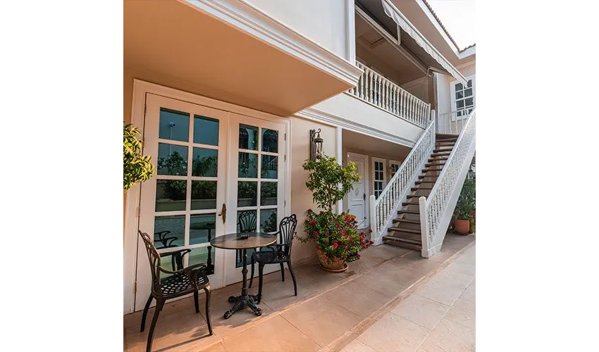 Elegance East Hotel - Boutique Class 4*-7