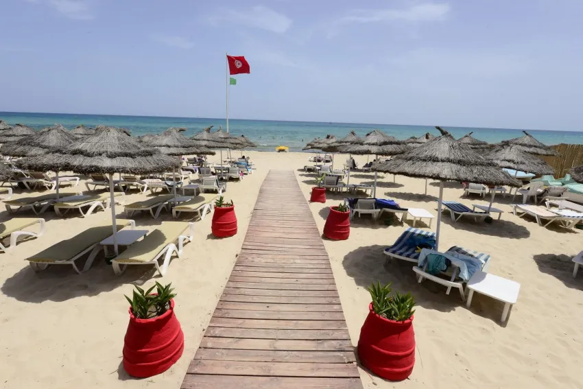 Royal Nozha Beach 4*-10