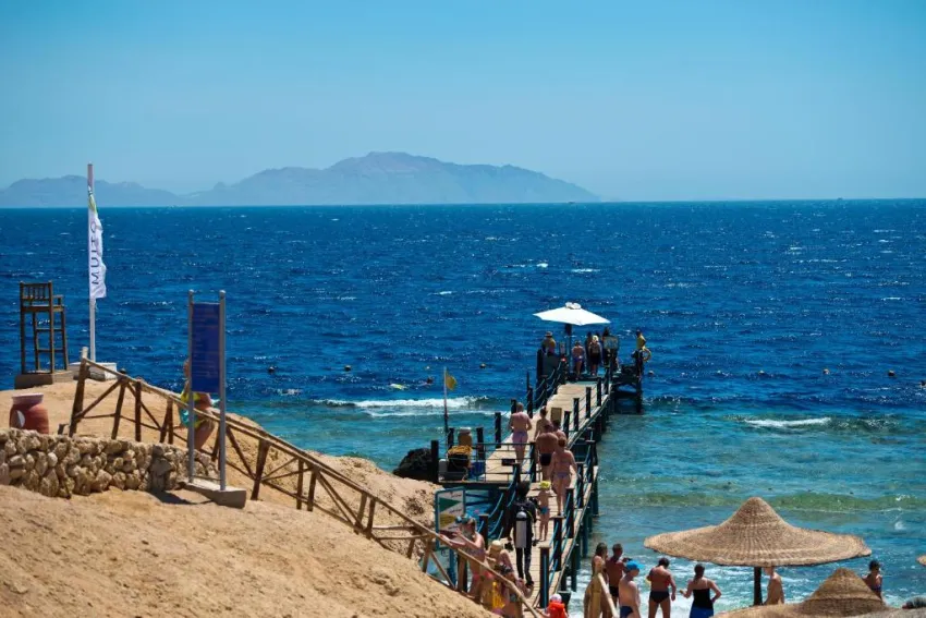 AMPHORAS BEACH  4*-15