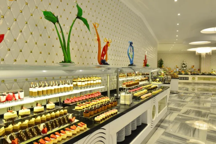 AZURA DELUXE RESORT & SPA HOTEL  5*-25