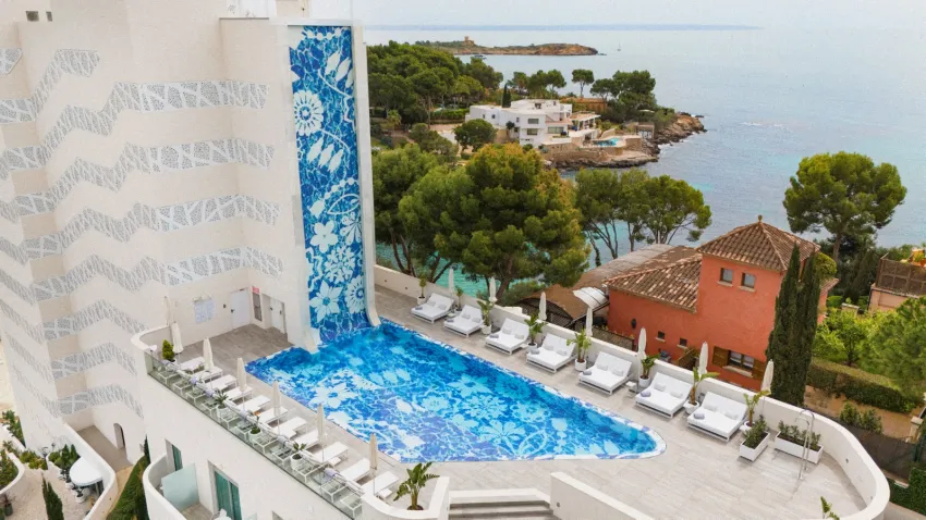 The Donna Portals 5*-59