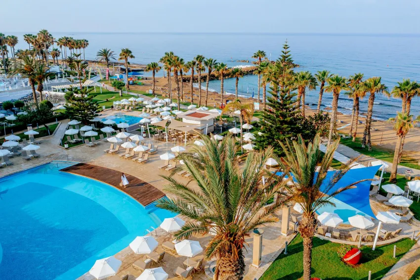Louis Ledra Beach 4*-10
