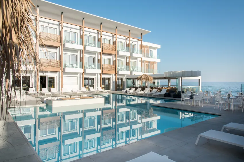 Enorme Ammos Beach Hotel 5*-6