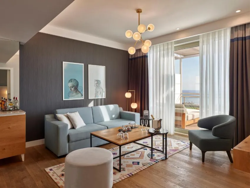 Lara Barut Collection 5*-92