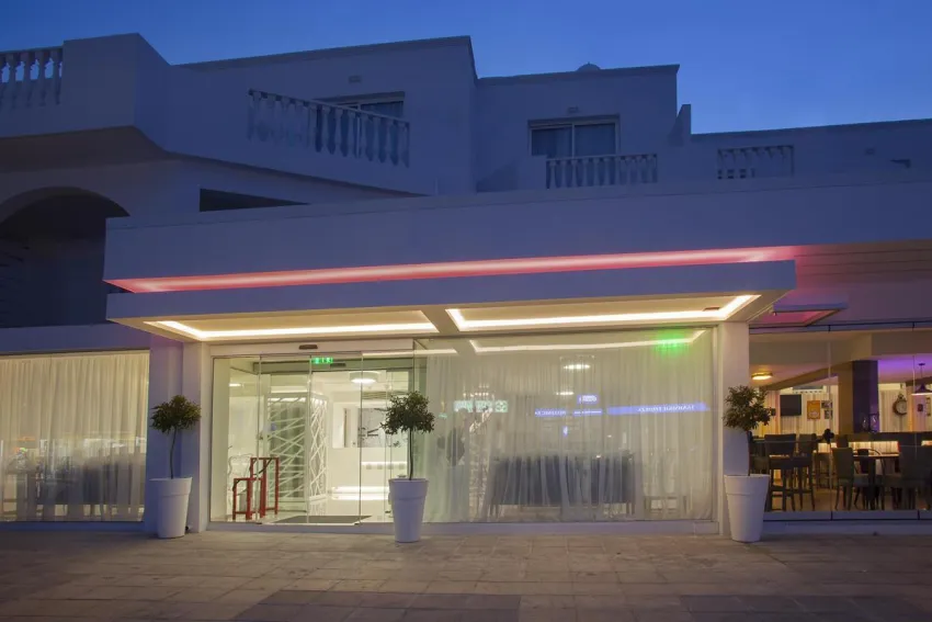Princessa Vera Hotel Apartments 3*-3