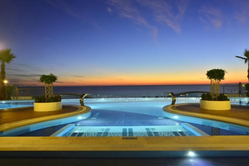 ELITE LUXURY SUITE & SPA HOTEL  5*-14