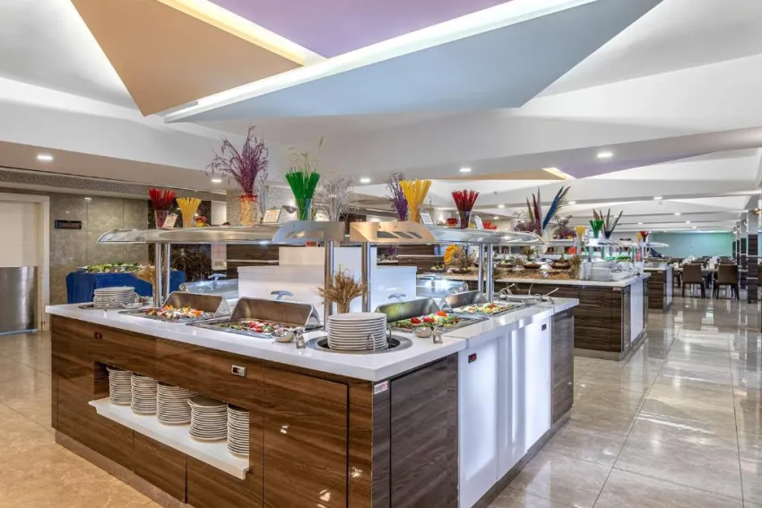 AVENA RESORT & SPA  4*-17