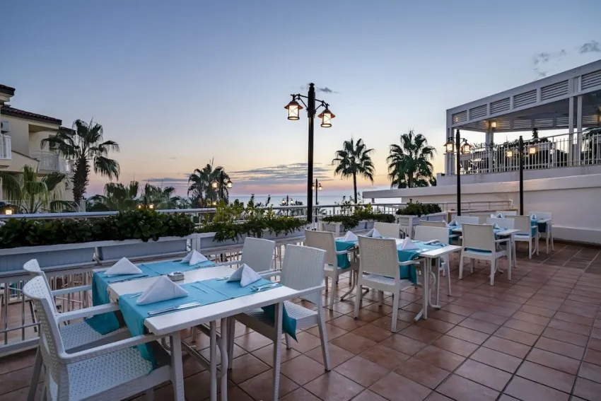 Iz Flower Side Beach Hotel 4*-90