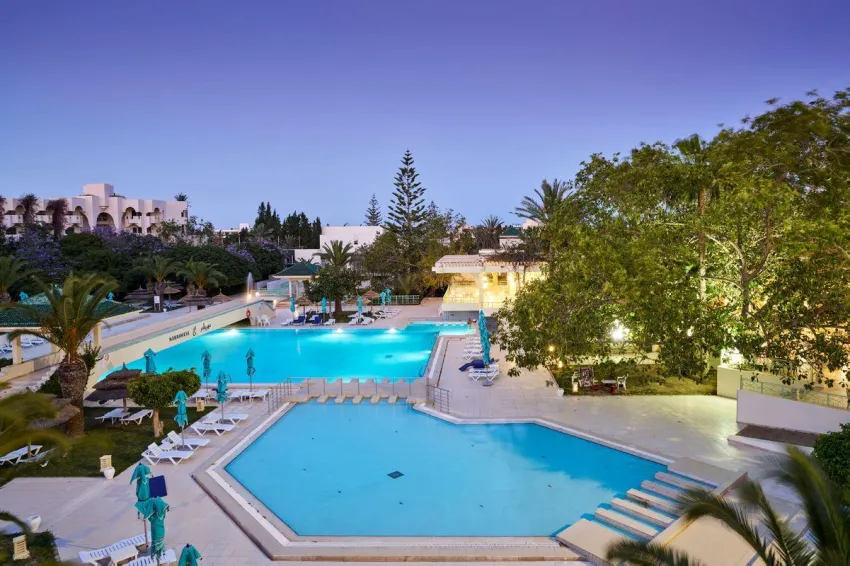 Novostar Nahrawess Hotel & Thalasso Resort 4*-4