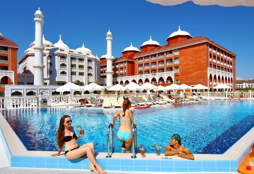 ROYAL TAJ MAHAL  5*-18