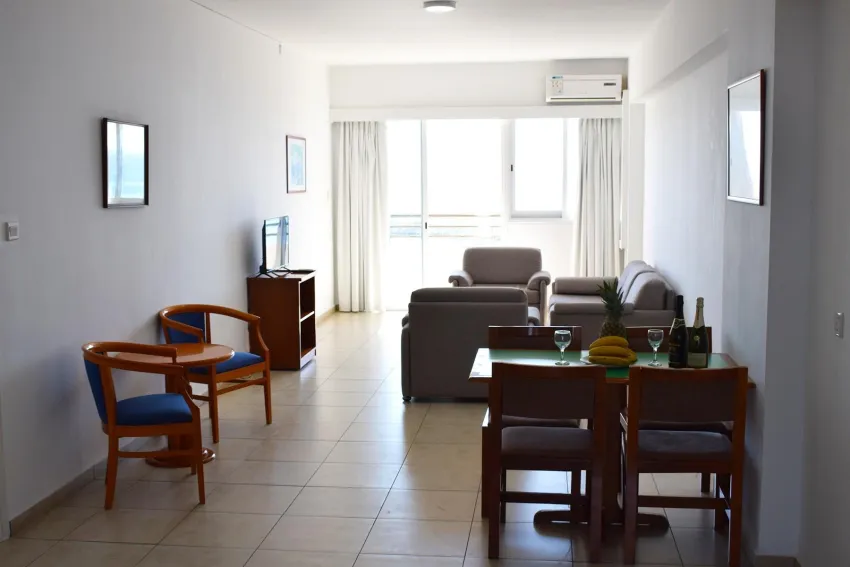 Sun Hall Beach APTS 3*-18