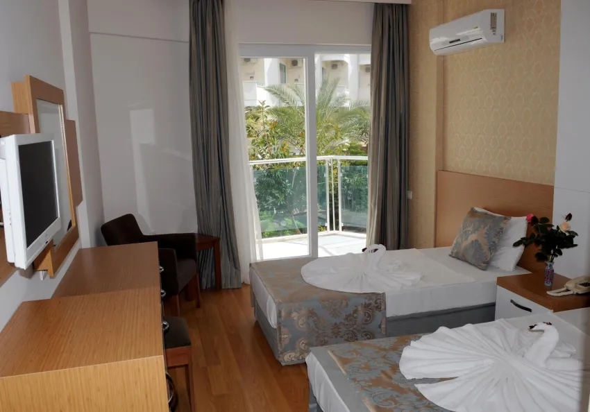 Blue Fish Hotel 4*-7