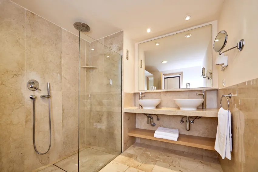 Zafiro Cala Mesquida 4*-180