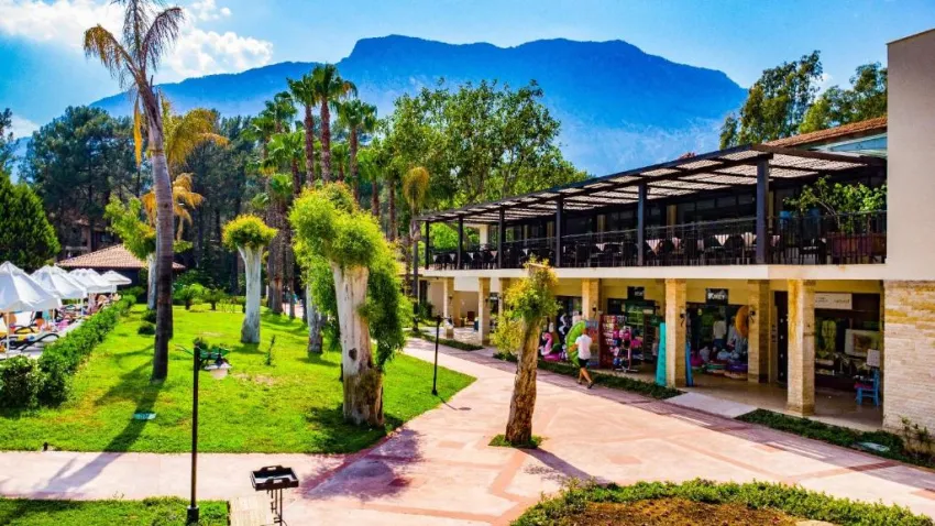 CHAMPION HOLIDAY VILLAGE  5*-11