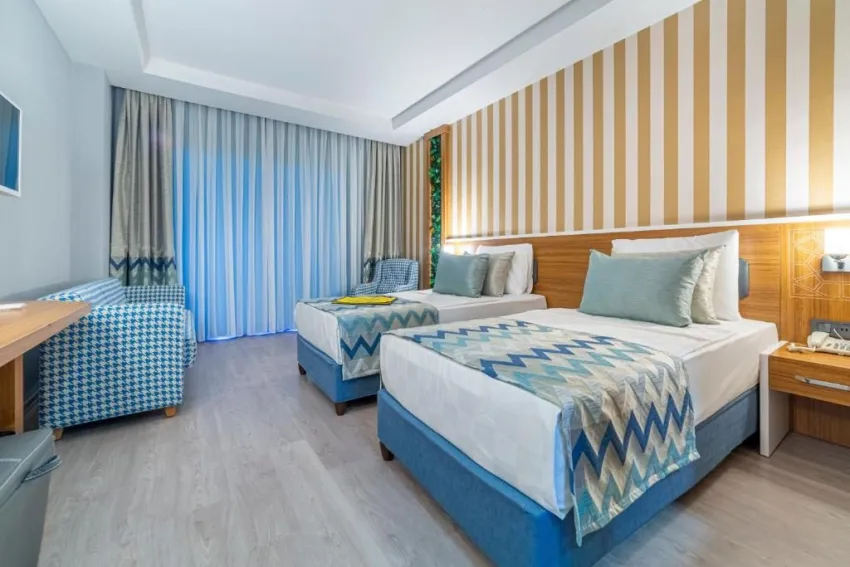 LONICERA PREMIUM HOTEL  5*-6