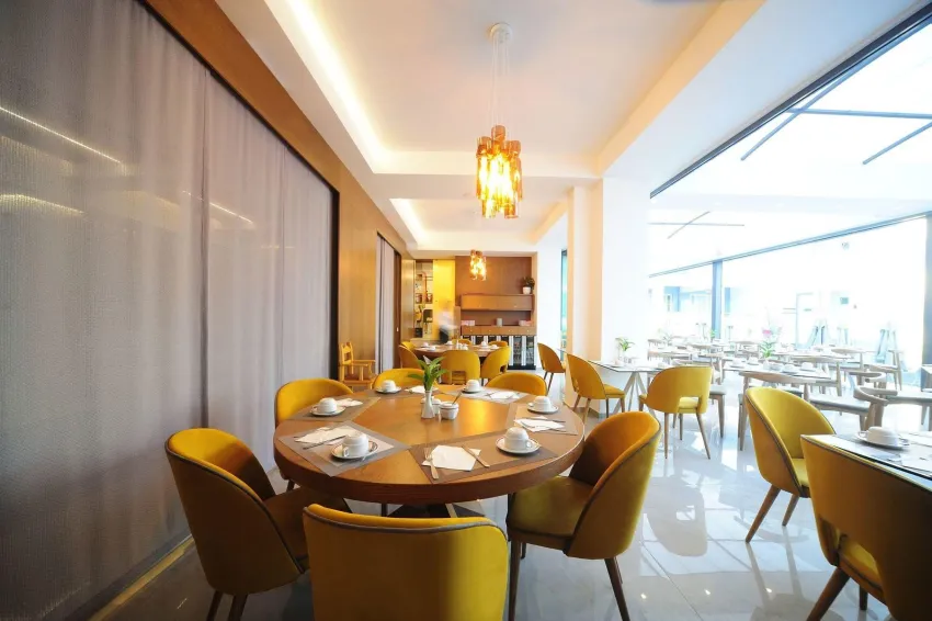 Atrium Ambiance Hotel 4*-8