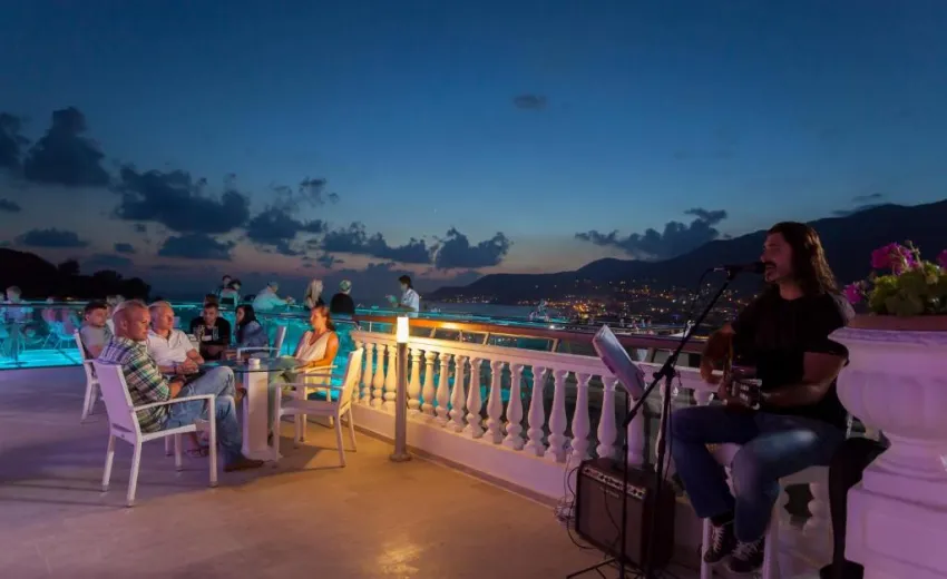 SUNNY HILL ALYA HOTEL  4*-8