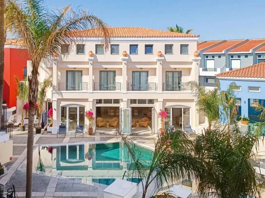 Grecotel Plaza Beach House 4*-5