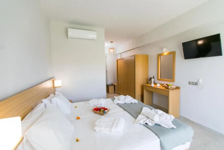 Resol Hotel (Ex. Liza Mary) 4*-23