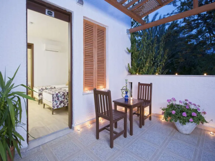 CLUB KASTALIA HV1  5*-19