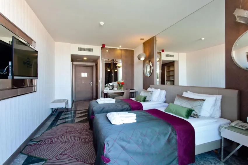 Side Star Elegance 5*-24