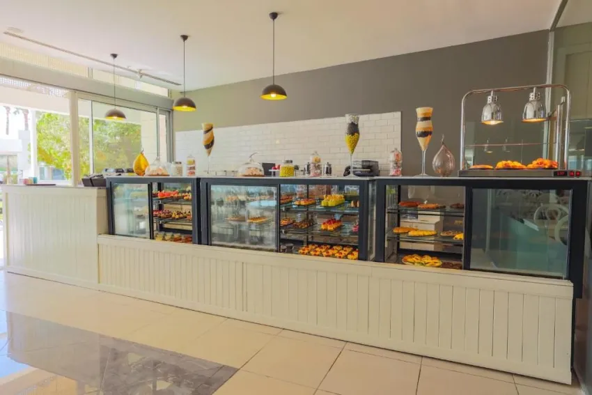 Crystal Boutique Comfort Collection (Adults Only 16+) 5*-20